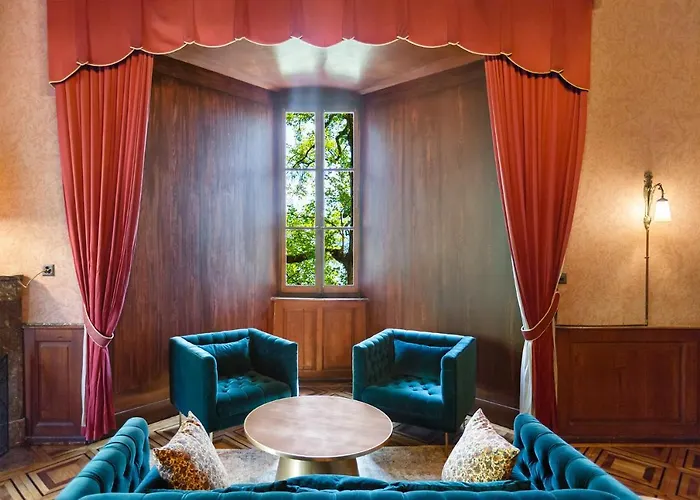 Antique In The Xv Century Castle Apartment *